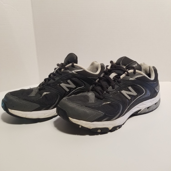 New Balance Running Shoes - Picture 10 of 10